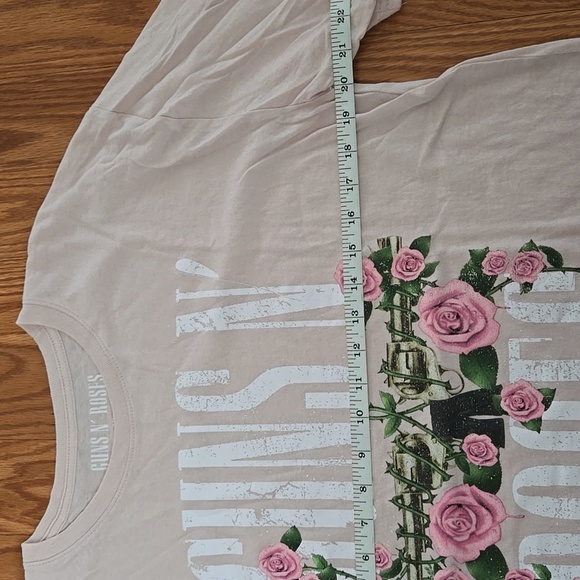 Guns N' Roses Graphic Tee - Picture 3 of 6